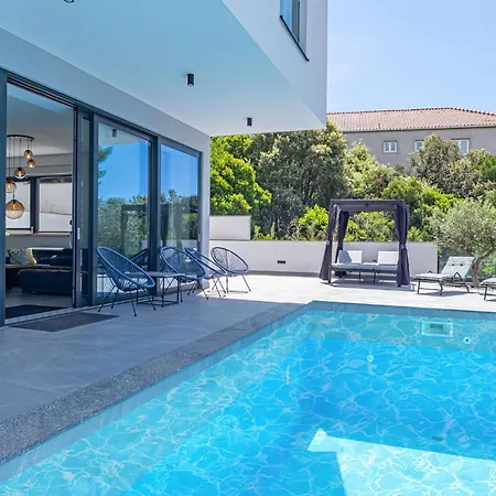 Cozy In Сasa de vacaciones Zavalatica